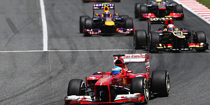 Die Konkurrenz musste sich hinten anstellen: Fernando Alonso siegt in Barcelona.