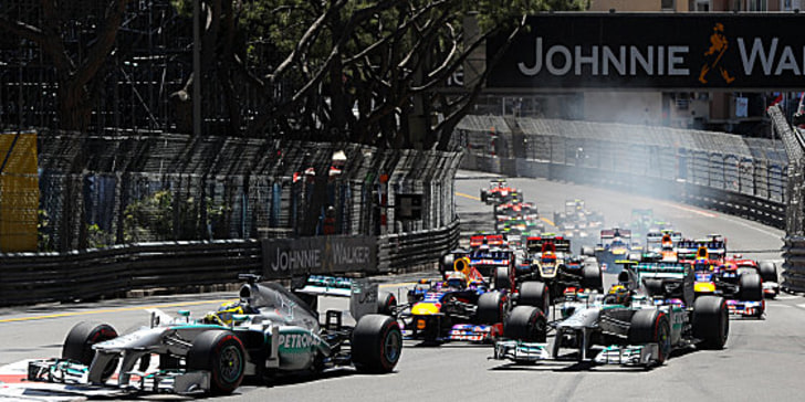 Keine Veränderung: Die Mercedes von Nico Rosberg (li.) und Lewis Hamilton behaupten die ersten beiden Plätze