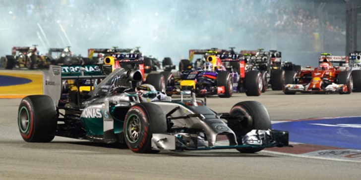 Triumphator: Mercedes-Pilot Lewis Hamilton feierte einen Start-Ziel-Sieg in Singapur. 