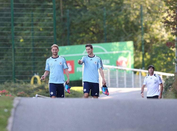 Benedikt H&#246;wedes und Julian Draxler