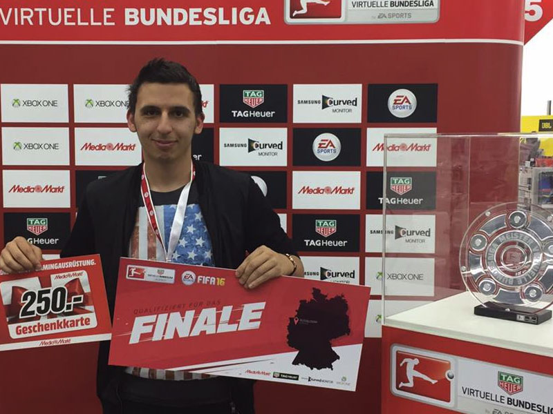 Virtuelle Bundesliga: Benjamin Zidej holte sich in D&#252;sseldorf das Ticket f&#252;r die Finals. 