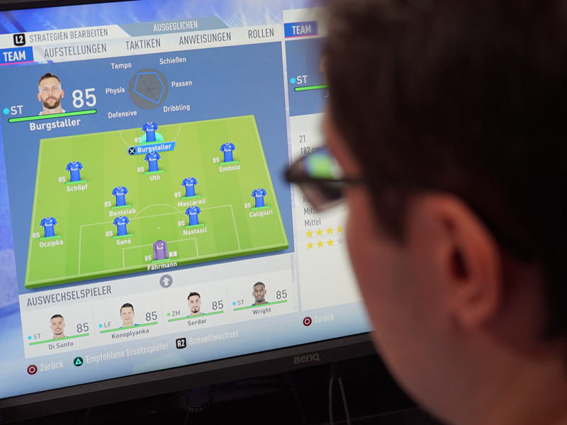 Online-Turniere bieten auch weniger bekannten Spielern die Chance, zu gl&#228;nzen.