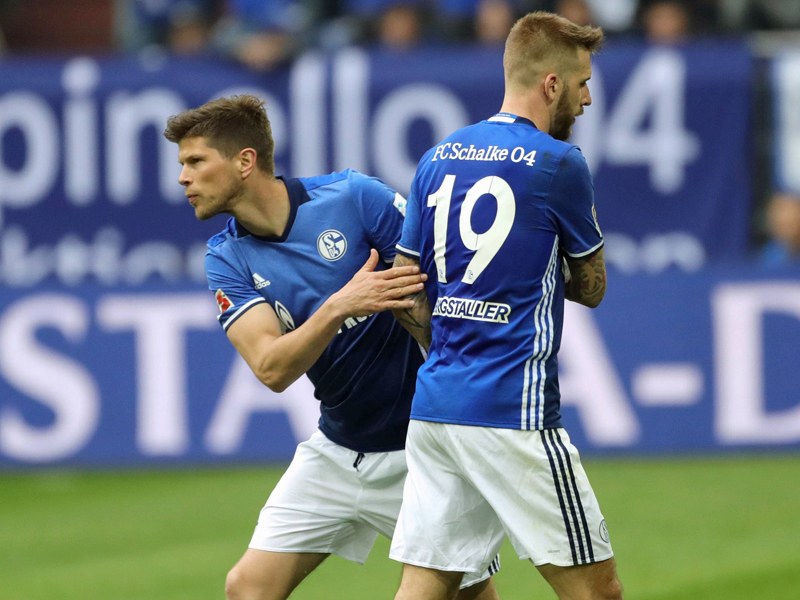 Schalkes St&#252;rmer im Fokus: Klaas Jan Huntelaar und Guido Burgstaller (re.).