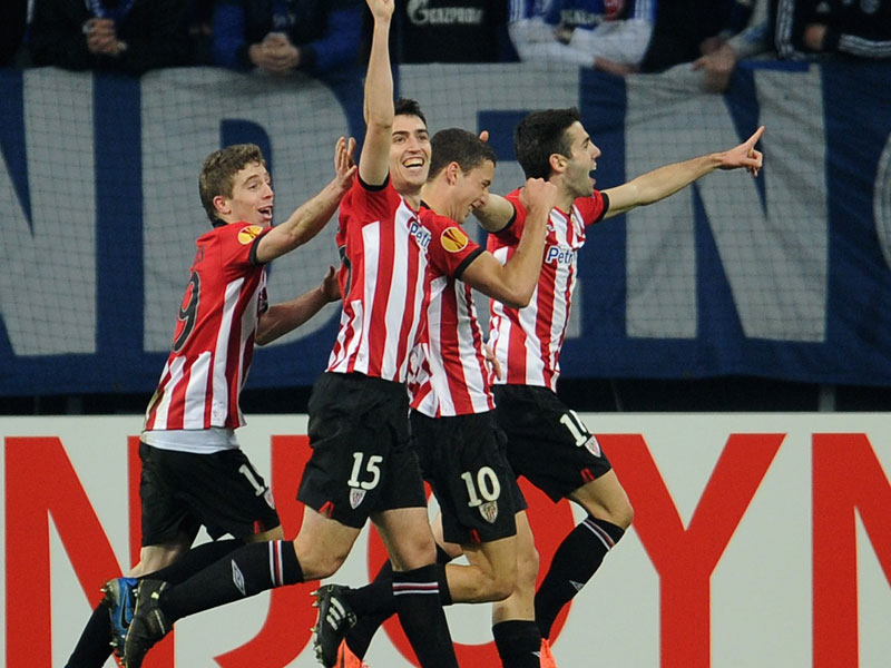 Drehten am Ende auf: Die Spieler von Athletic Bilbao stehen mit einem Bein im Halbfinale.
