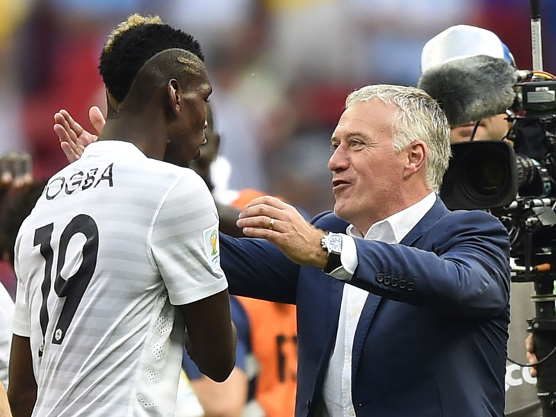 Der Trainer und der Torsch&#252;tze: Didier Deschamps und Paul Pogba bejubeln Frankreichs Weiterkommen.