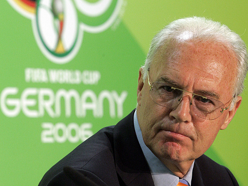 Von Ehrenamt kann keine Rede mehr sein: OK-Chef &quot;Kaiser&quot; Franz Beckenbauer.