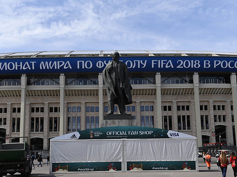 Hat derzeit noch seine Ruhe: Rund um Lenin und das Stadion ist noch nicht viel los. 