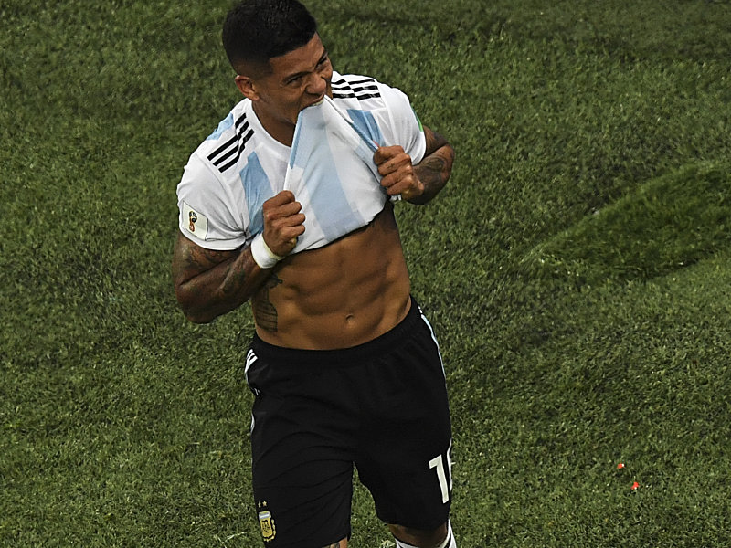 Held des Abends: Marcos Rojo schoss Argentinien gerade noch so ins Achtelfinale.