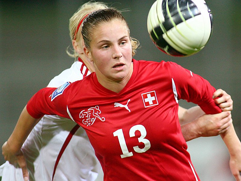 Frankfurt schnappt sich Crnogorcevic FrauenFußball kicker