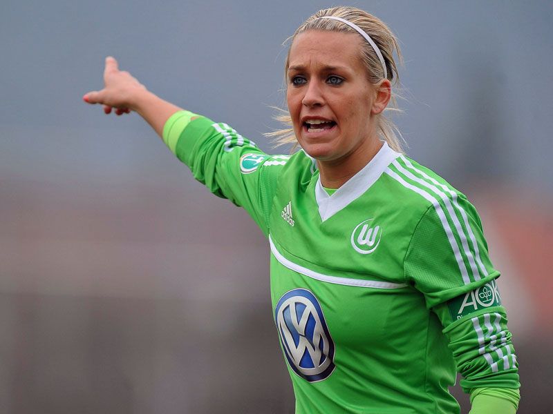 Auch die Wolfsburgerin Lena Goe&#223;ling musste das USA-Spiel absagen.
