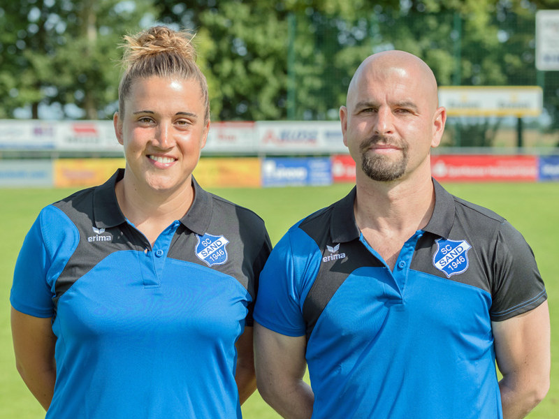 Mirella Junker (Co-Trainerin) und Sascha Glass bleiben das Trainergespann beim SC Sand.