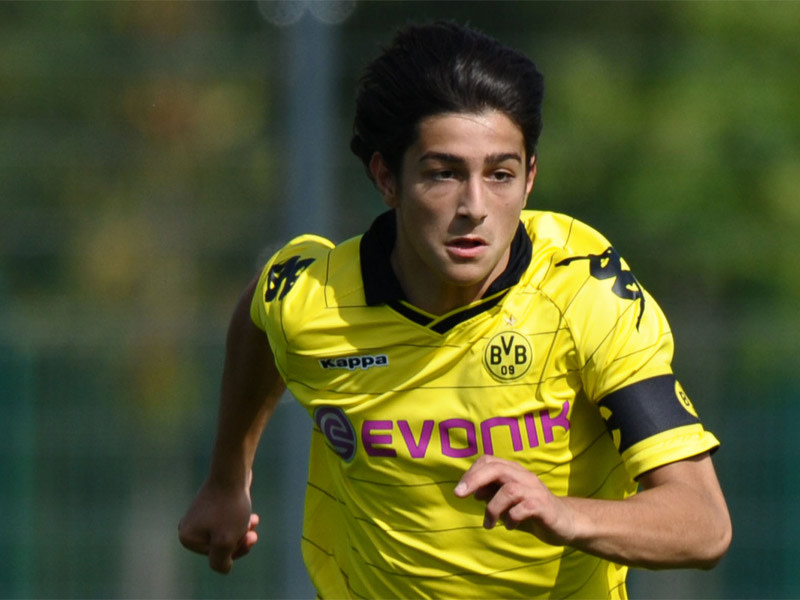 Zweiter bei der EM - und nun auch Zweiter in der Weststaffel: Dortmunds U-17-Nationalspieler Koray G&#252;nter.