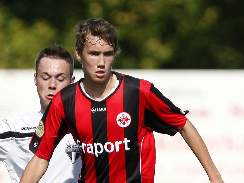 Einblick in das Leben eines Fu&#223;balltalents: Der kicker begleitete Luca Waldschmidt von Eintracht Frankfurt.
