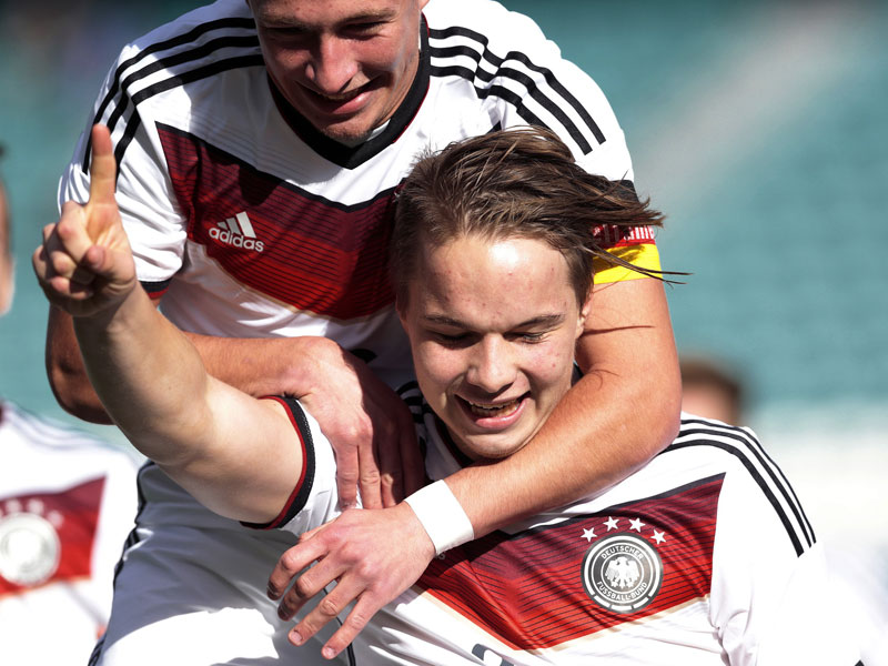 Zugeschlagen: U-17-Nationalspieler Niklas Schmidt lie&#223; Gastgeber Portugal abblitzen,