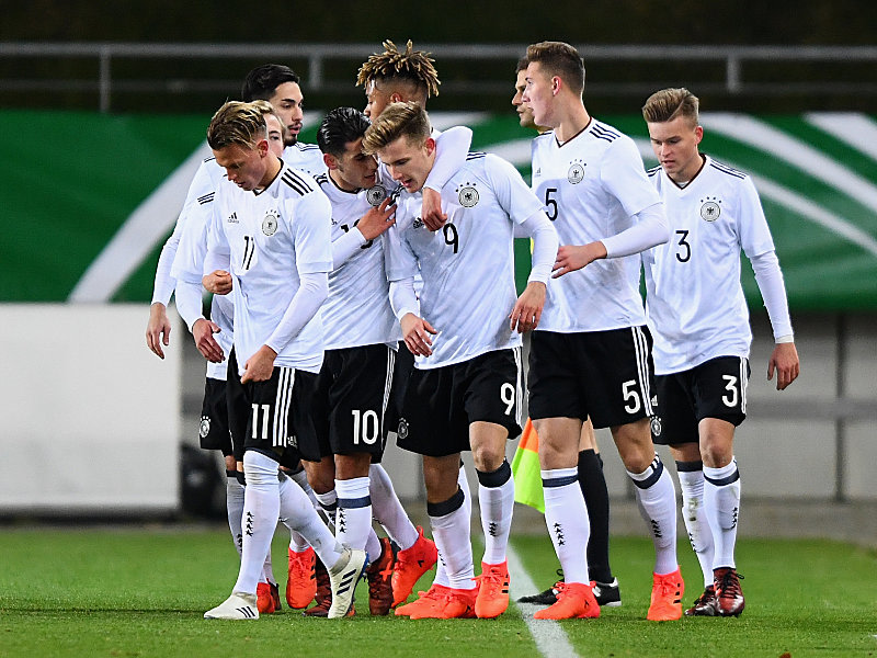 Die deutsche U 20 bejubelte am Dienstag einen 2:1-Sieg gegen England.