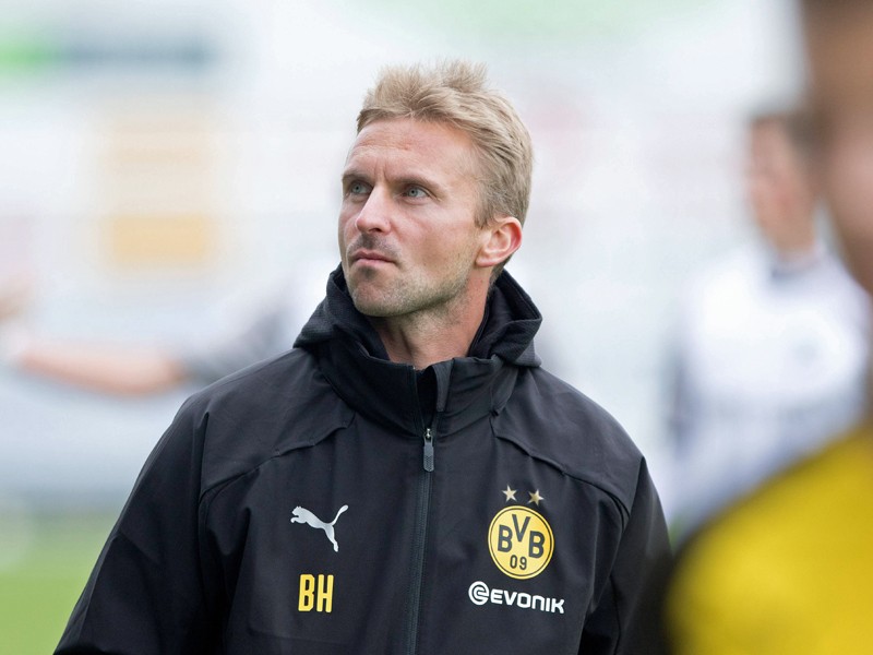 Zeigt sich nach seinem letzten Spiel als U-19-Trainer von Borussia Dortmund &#252;bergl&#252;cklich: Benjamin Hoffmann.