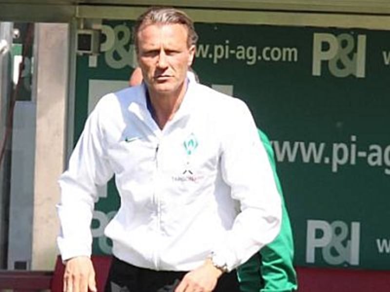 Muss seine Mannschaft neu ordnen: Werder-Coach Thomas Wolter.