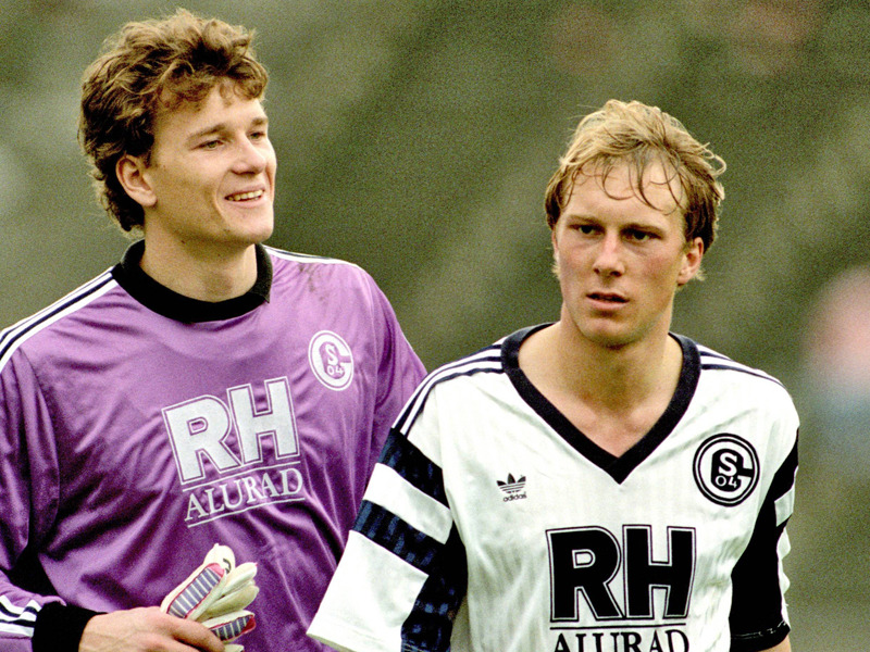 Kennt Schalke noch aus seiner aktiven Zeit: FCS-Trainer J&#252;rgen Luginger (r., neben Jens Lehmann) spielte von 1988 bis 1994 f&#252;r S04.