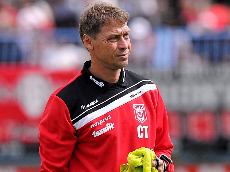 Hofft, dass sich sein Lazarett bis zum Heimspiel gegen Darmstadt lichtet: HFC-Trainer Sven K&#246;hler.