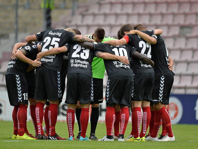 Die Spieler des Drittliga-Aufsteigers SGS freuen sich auf das Heimspiel gegen den Zweitliga-Absteiger Dresden.