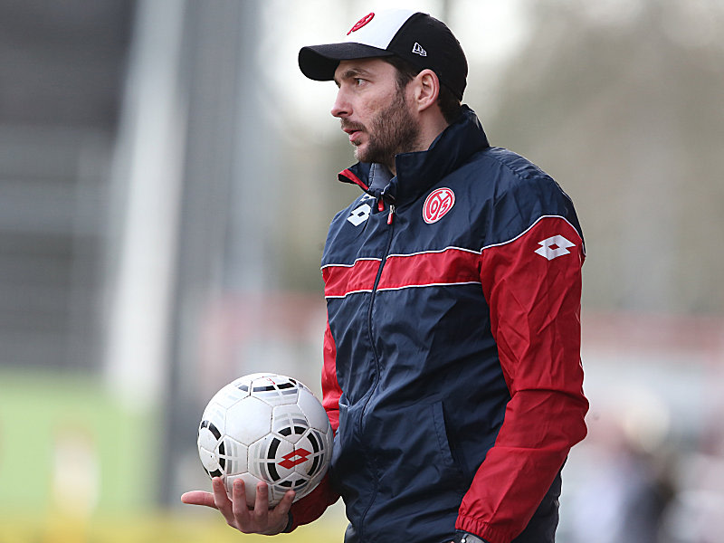 Wartet seit sechs Spielen auf einen Sieg seiner Mannschaft: Mainz II-Trainer Sandro Schwarz.