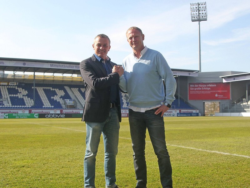 SVWW-Sportdirektor Christian Hock verpflichtete Torsten Fr&#246;hling als neuen Coach.
