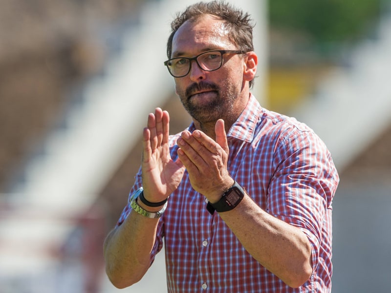 M&#246;chte mit einem Sieg gegen Mainz II den Klassenerhalt aus eigener Kraft schaffen, Cottbus-Trainer Claus-Dieter Wollitz. 