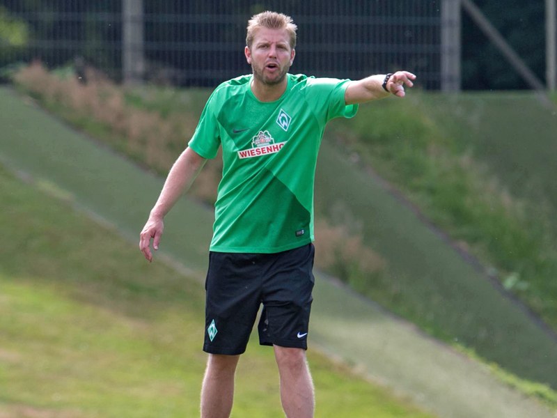 Muss auf f&#252;nf potenzielle Leistungstr&#228;ger verzichten: Bremen-II-Coach Florian Kohfeldt.