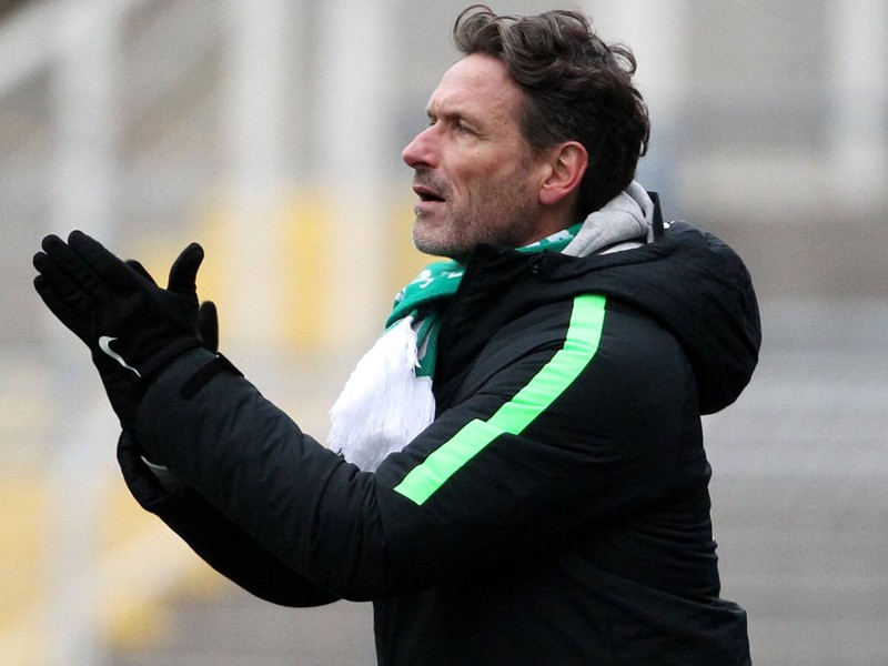 Will den in Jena ausgemachten Aufw&#228;rtstrend fortsetzen: Werder-II-Trainer Oliver Zapel.