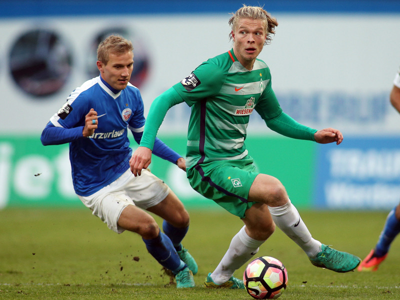 Holte mit dem Werder Bremen II einen Punkt in Rostock: Jesper Verlaat (re.).