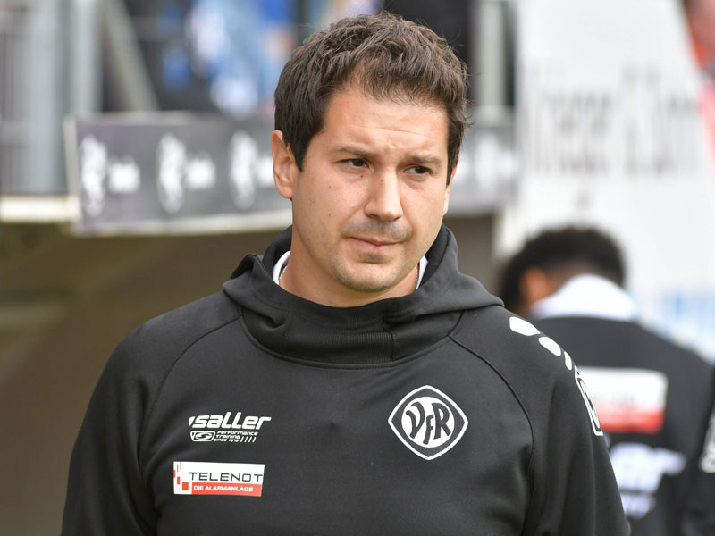 Will nach zwei Liga-Spielen ohne Sieg wieder einen Erfolg einfahren: Aalens Trainer Argirios Giannikis.