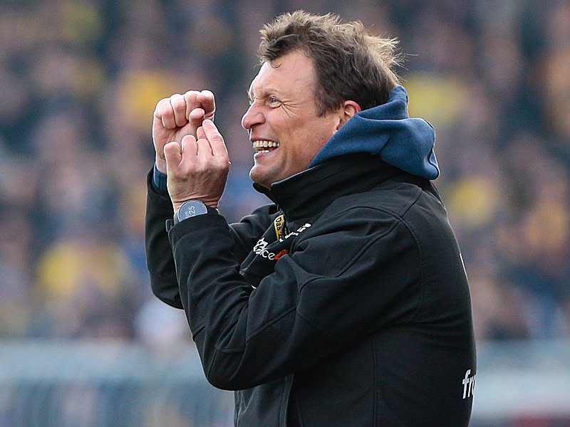Erwartet gegen Aalen ein enges Spiel: Unterhachings Trainer Claus Schromm.