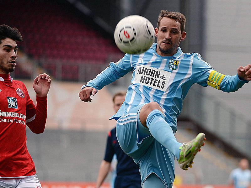 Chemnitz-Kapit&#228;n Anton Fink erzielte den Treffer zum 3:1-Endstand.
