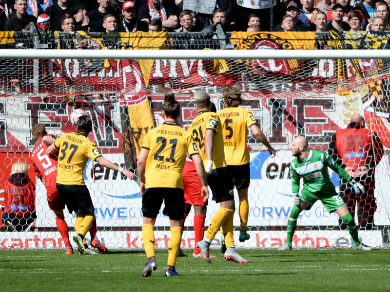 Dresdens 1:0-F&#252;hrung: Justin Eilers (nicht im Bild) trifft gegen Cottbus.