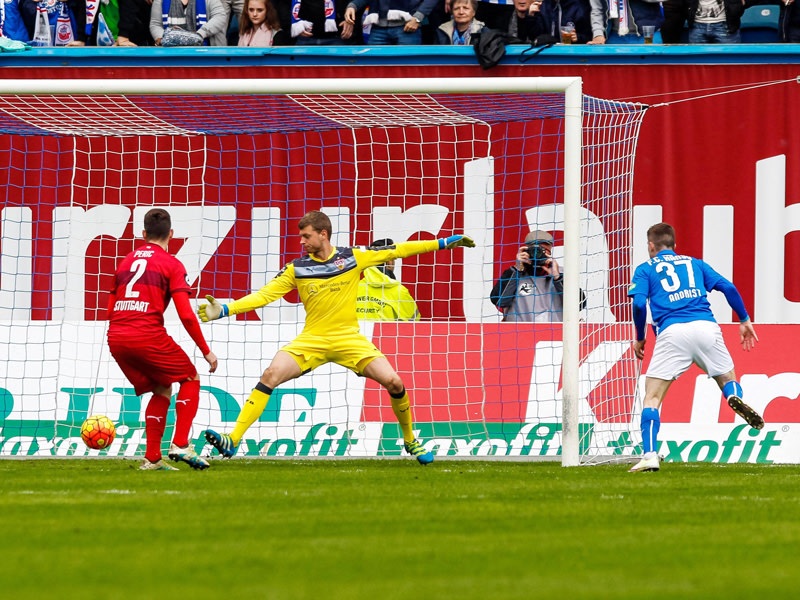 Erzielte hier den ersten seiner beiden Treffer: Rostocks Stephan Andrist.