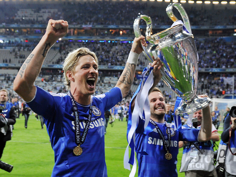Nach dem Champions-League-Sieg nun ab zum spanischen Nationalteam: Fernando Torres (li.) und Juan Mata. 