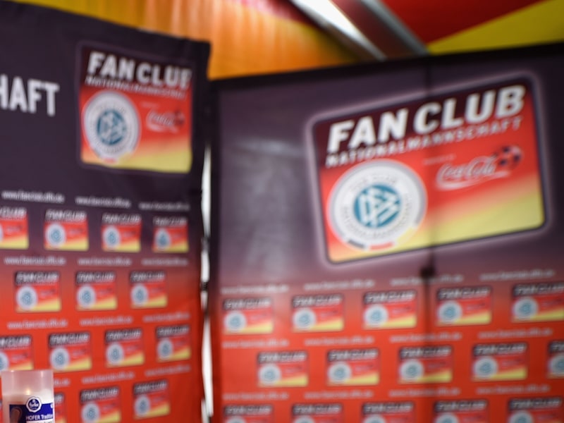 EURO-Tickets aus dem DFB-Kontingent konnten nur von Mitgliedern des &quot;Fan Club Nationalmannschaft&quot; erworben werden.