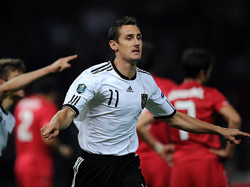 Kurz vor der Pause brachte er Deutschland in Front: Miroslav Klose.