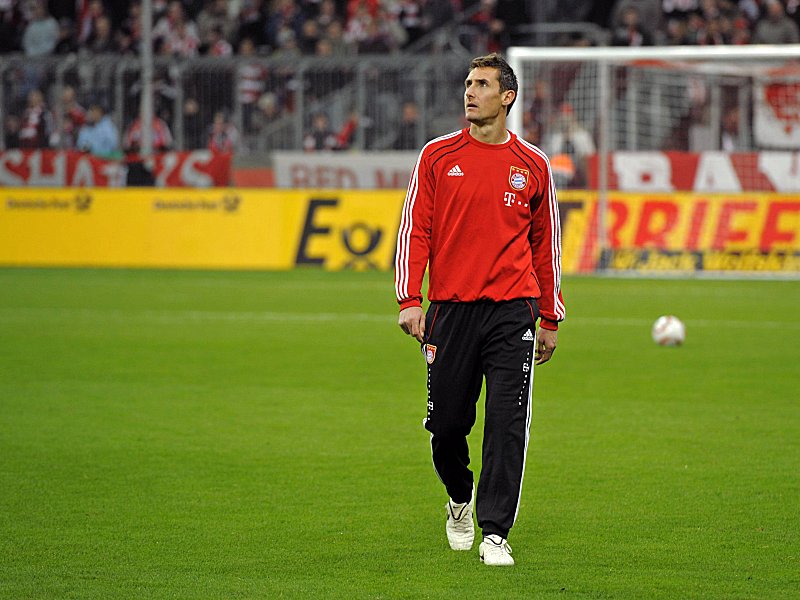 Musste das Training mit erneuten Schmerzen am Oberschenkel abbrechen: Miroslav Klose.