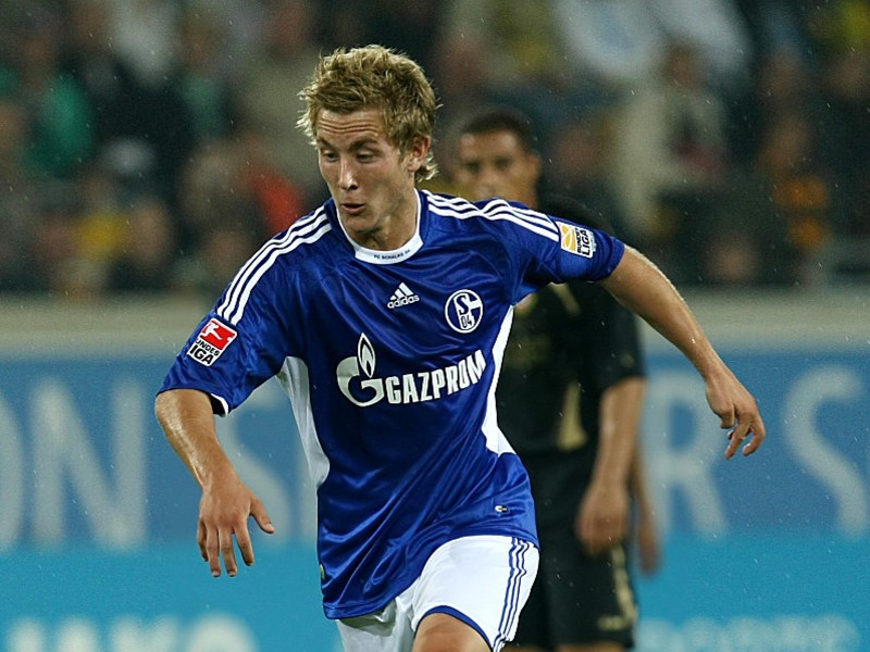 Wird wohl in der kommenden Saison wieder im Schalke-Trikot spielen: Lewis Holtby.