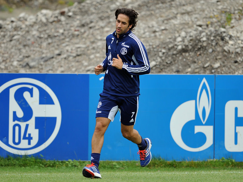Wieder im Mannschaftstraining: Schalke-Star Raul. 