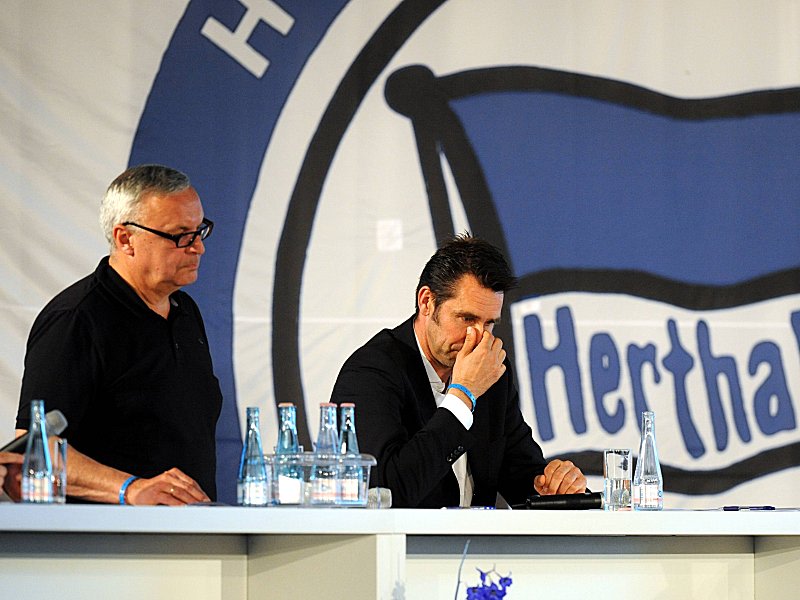Spannung vor der n&#228;chsten Verhandlung: Hertha-Pr&#228;sident Werner Gegenbauer und Manager Michael Preetz (re.).