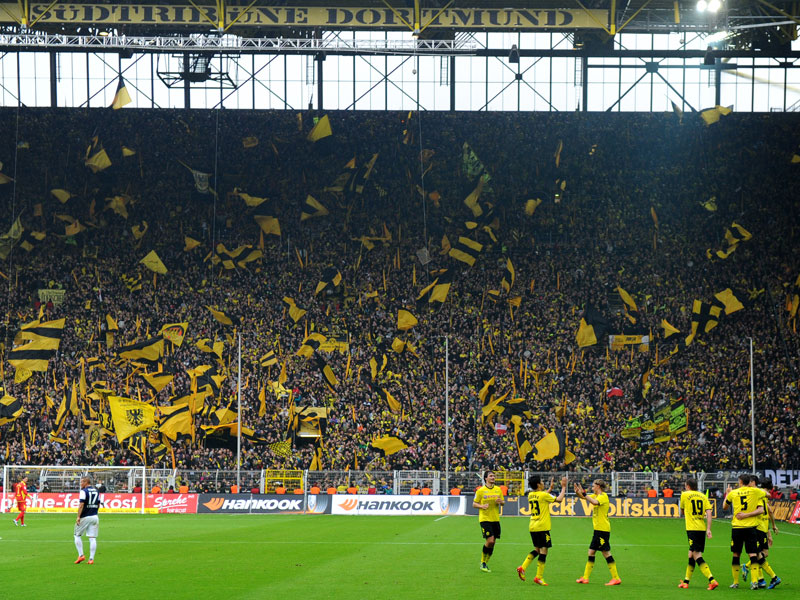 Die Begeisterung ist ungebrochen: Borussia Dortmund verdient alleine &#252;bers Ticketing schon mehr als 20 Millionen Euro.