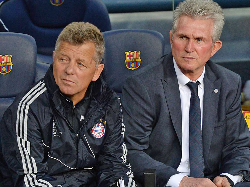 Peter Hermann (li.), hier neben seinem Chef Jupp Heynckes, wechselt zum FC Schalke.