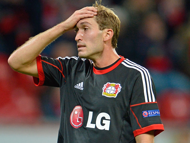 Die Ferse macht Sorgen: Stefan Reinartz fehlt Leverkusen gegen den FCA.