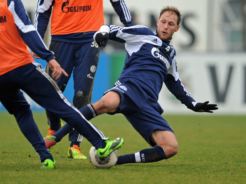 Mischt wieder voll mit: Schalkes Abwehrmann Benedikt H&#246;wedes.