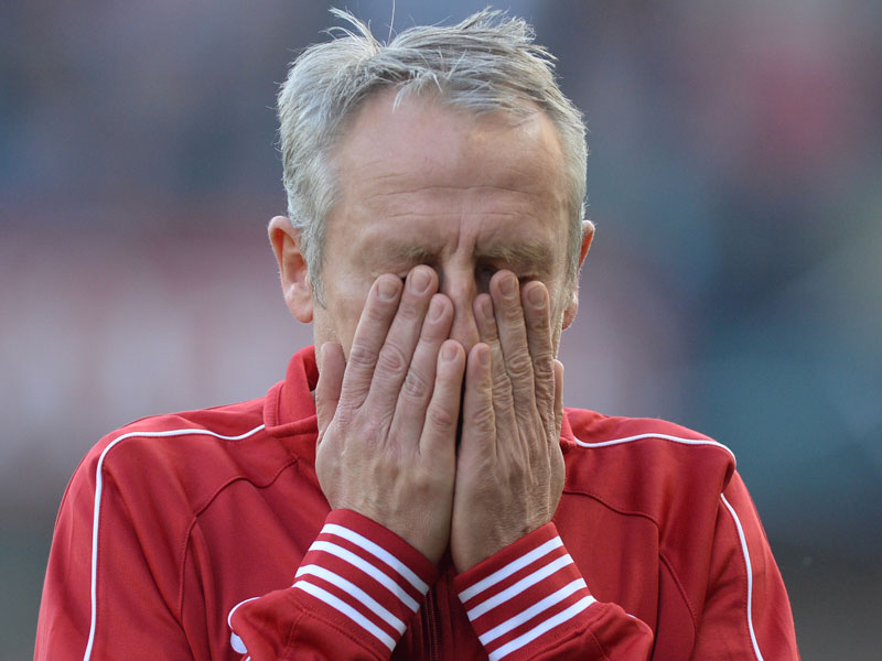 B&#246;ser Streich: Freiburgs Trainer witterte nach der 0:1-Pleite gegen Dortmund eine Verschw&#246;rung.