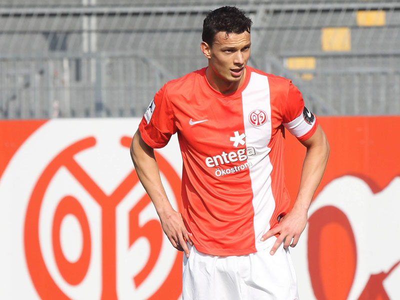 Vertrag verl&#228;ngert: Petar Sliskovic bleibt eine weitere Saison beim 1. FSV Mainz 05.