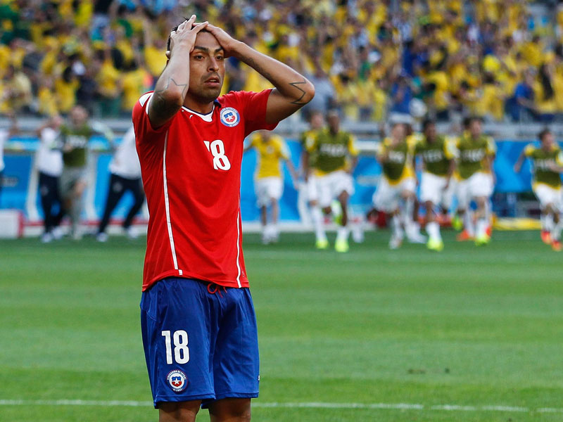 Besiegelte wegen weniger Zentimeter Chiles Aus bei der WM: Gonzalo Jara, ab jetzt Mainzer. 