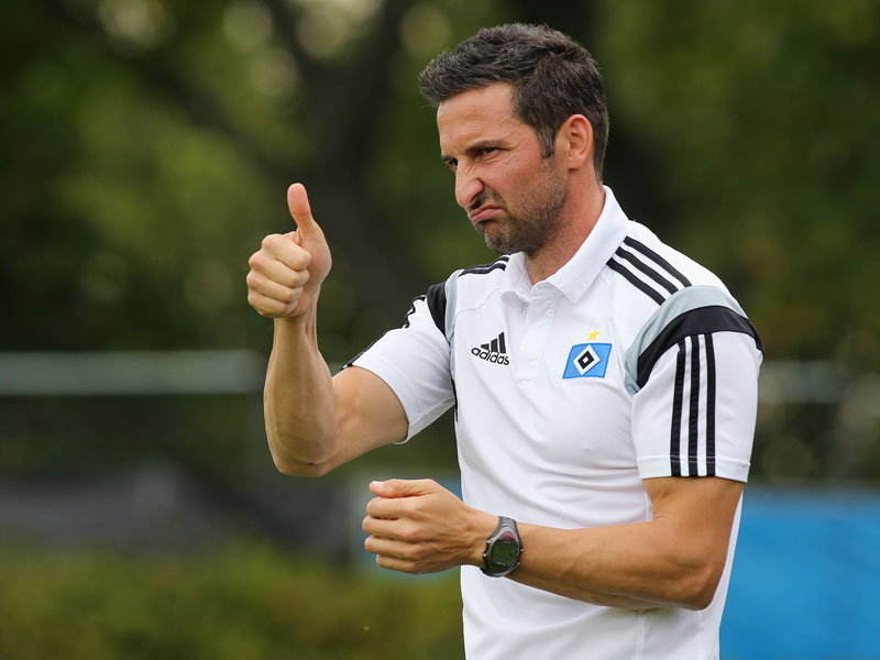 Bef&#246;rdert: Josef &quot;Joe&quot; Zinnbauer, bisher f&#252;r die U 23 zust&#228;ndig, ist neuer Cheftrainer des Hamburger SV.